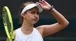 Barbora Krejčíková a její grimasa v osmifinále Wimbledonu proti Ashleigh Bartyové