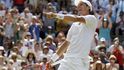 Tomáš Berdych se raduje z postupu do semifinále Wimbledonu