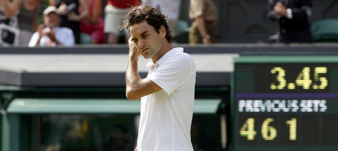 Roger Federer po porážce od Tomáše Berdycha ve čtvrtfinále Wimbledonu