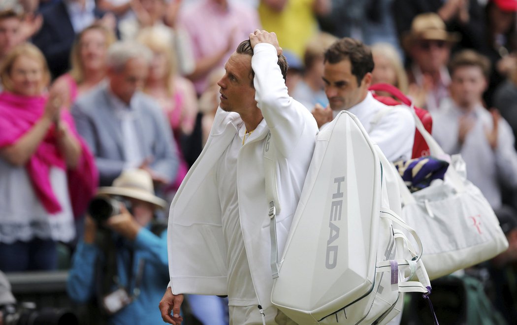 Sedminásobnému vítězi turnaje podlehl Tomáš Berdych po setech 6:7, 6:7 a 4:6.