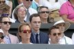 Jim Parsons, známý herec především díky postavě Sheldona Coopera ze seriálu Teorie velkého třesku, fandil v semifinále Wimbledonu kanadské tenistce Eugenii Bouchardové
