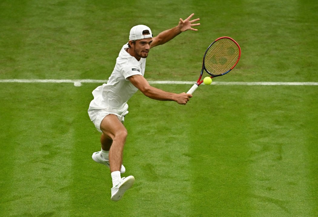 Tomáš Macháč v prvním kole Wimbledonu proti domácímu Cameronu Norriemu