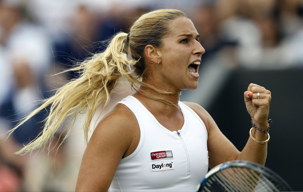 Slovenská tenistka Dominika Cibulková ve Wimbledonu tradičně prožívá každý míč.