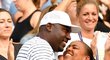 Rodiče patnáctileté Američanky Cori Gauffové slaví postup dcery do osmifinále Wimbledonu.