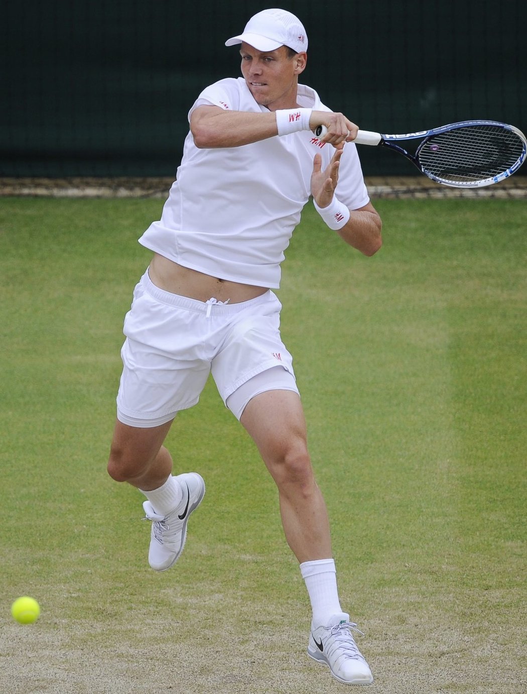 Tomáš Berdych ve čtvrtfinále Wimbledonu proti Novaku Djokovičovi