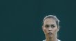 Klára Zakopalová slaví vítězství nad Danielou Hantuchovou v prvním kole Wimbledonu
