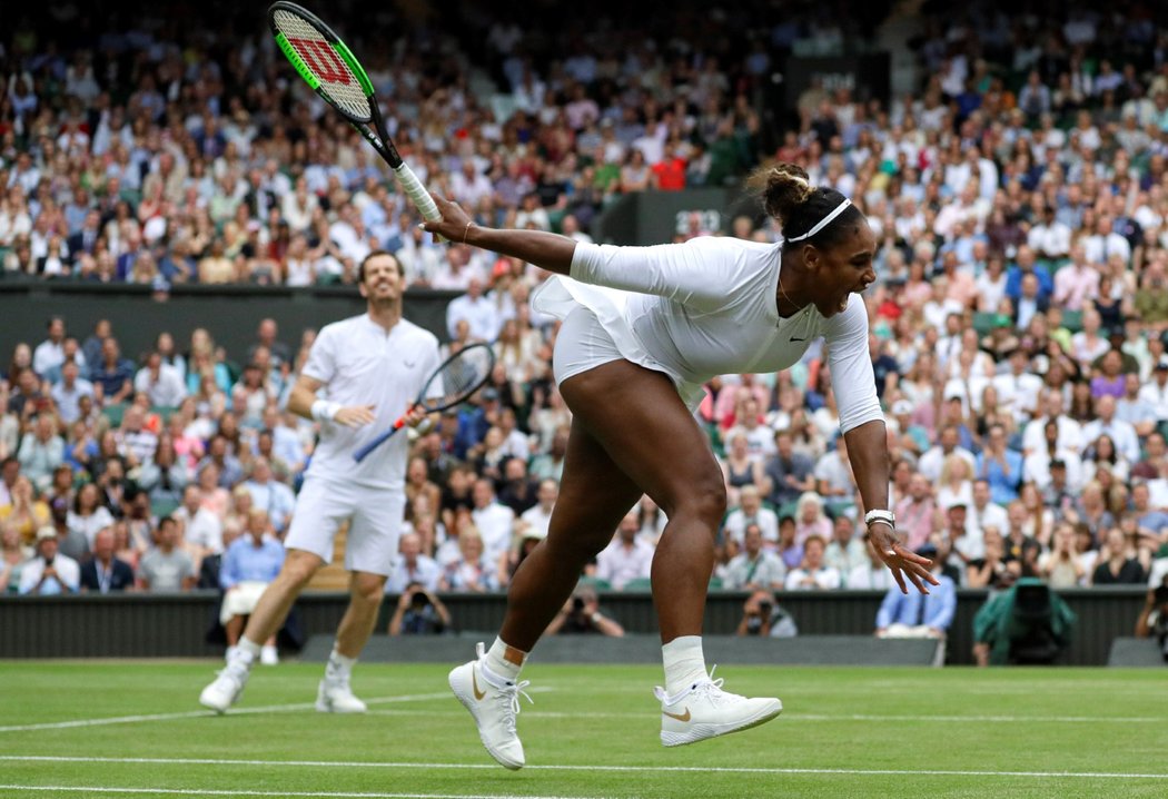 Serena Williamsová, Andy Murray postoupili do osmifinále wimbledonského deblu