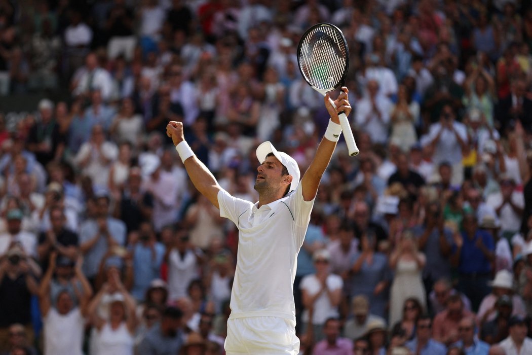 Novak Djokovič posedmé vyhrál Wimbledon