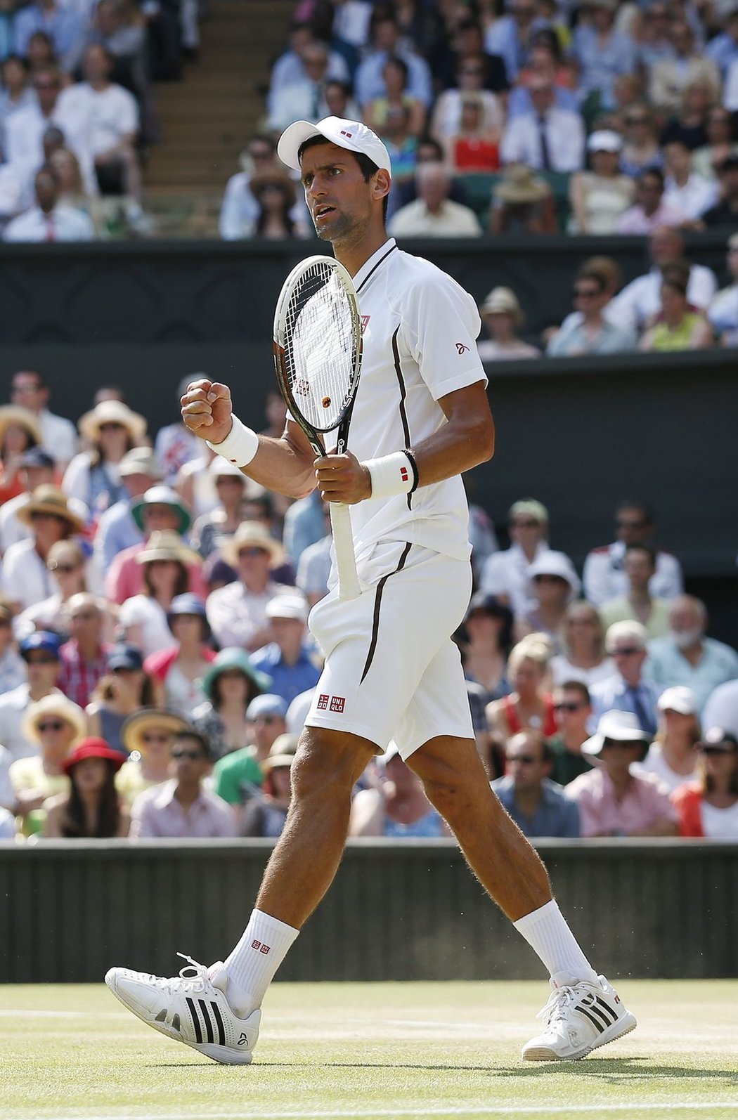 Srb Novak Djokovič se rval ve finále dvouhry Wimbledonu. Během zápasu prožíval radost i zklamání.