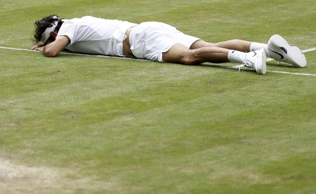 Švýcarský tenista Roger Federer na Wimbledonu