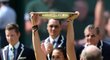 Francouzská tenistka Marion Bartoliová se raduje, vyhrála slavný Wimbledon