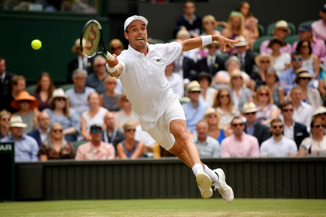 Roberto Bautista-Agut do svého prvního grandslamového finále nepostoupil, za vystoupení na Wimbledonu se ale rozhodně nemusí stydět