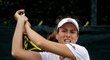 Johanna Kontaová na tréninku před Wimbledonem, z něhož ji vyřadil koronavirus v týmu