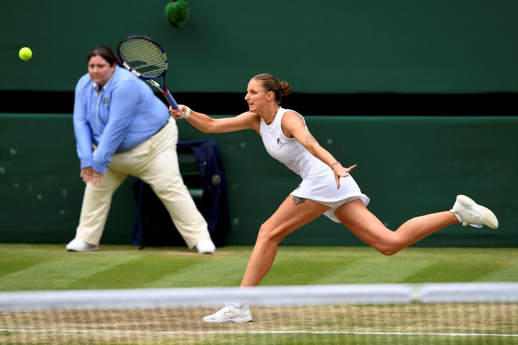 Karolína Plíšková v semifinále Wimbledonu proti Aryně Sabalenkové