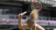 Kateřina Siniaková se vzteká v zápase třetího kola Wimbledonu