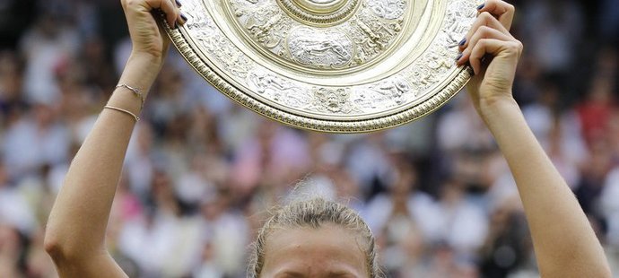 Kvitová ovládla Wimbledon a vybojovala slavnou trofej