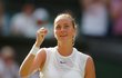 Česká tenistka Petra Kvitová po úspěšném zvládnutí prvního kola ve Wimbledonu