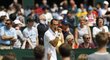 Lukáš Rosol se hecuje v prvním kole Wimbledonu proti Samu Querreymu