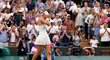Markéta Vondroušová jako by nemohla svému postupu do semifinále Wimbledonu uvěřit
