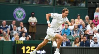 Wimbledon otočil, letos na něj pustí Rusy. Ale musí podepsat prohlášení