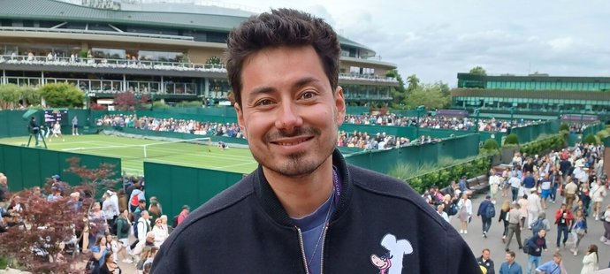 Mirai Navrátil dorazil do Wimbledonu fandit Jiřímu Veselému