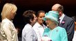 Britská královna se setkala i s tenisovou legendou Martinou Navrátilovou