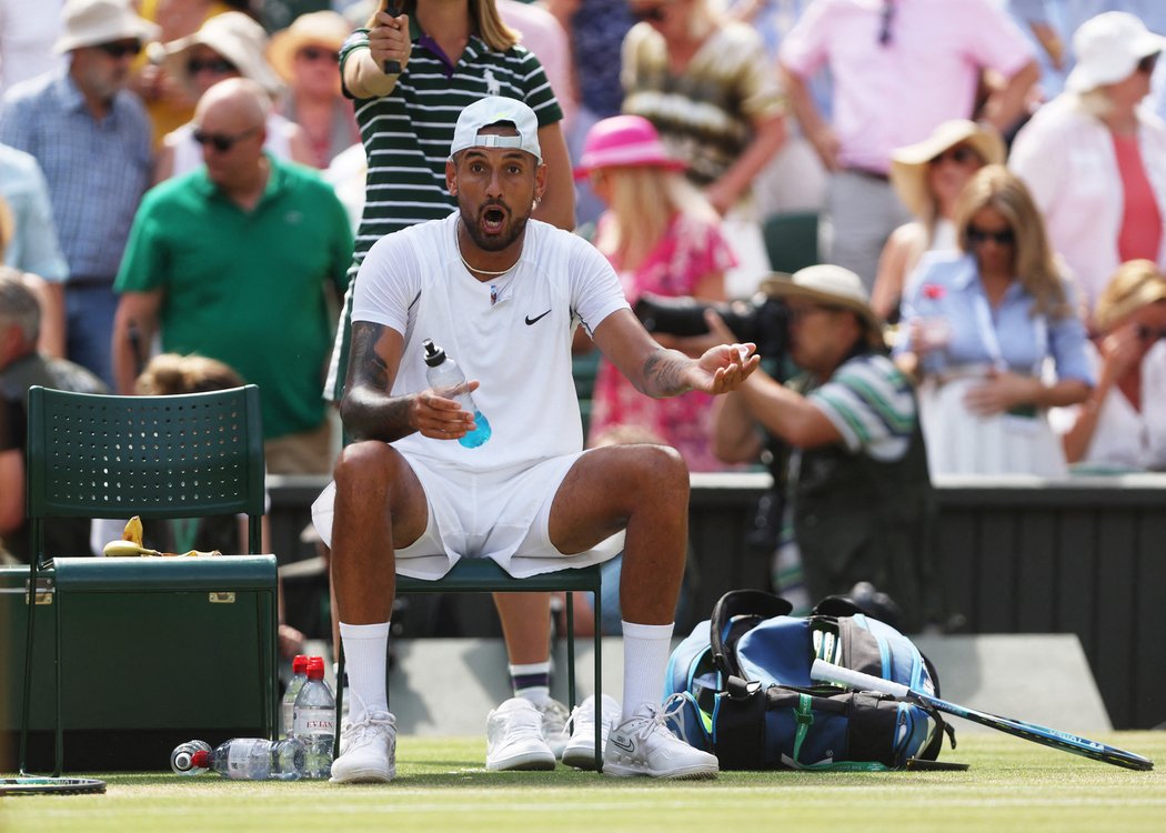 Nick Kyrgios a jeho emoce ve finále Wimbledonu