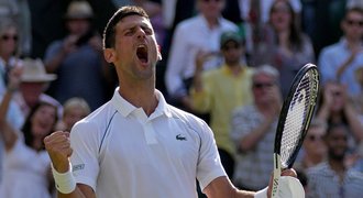 Wimbledon: české deblistky K+S ve finále čtyřhry, slaví i Djokovič