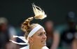 Petra Kvitová v osmifinále Wimbledonu proti Johanně Kontaové