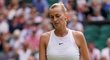 Zklamaná Petra Kvitová ve čtvrtém kole Wimbledonu
