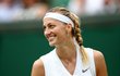 Rozesmátá Petra Kvitová po postupu do osmifinále Wimbledonu