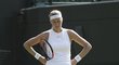 Petra Kvitová se na úvod Wimbledonu trápila s Aleksandrou Sasnovičovou