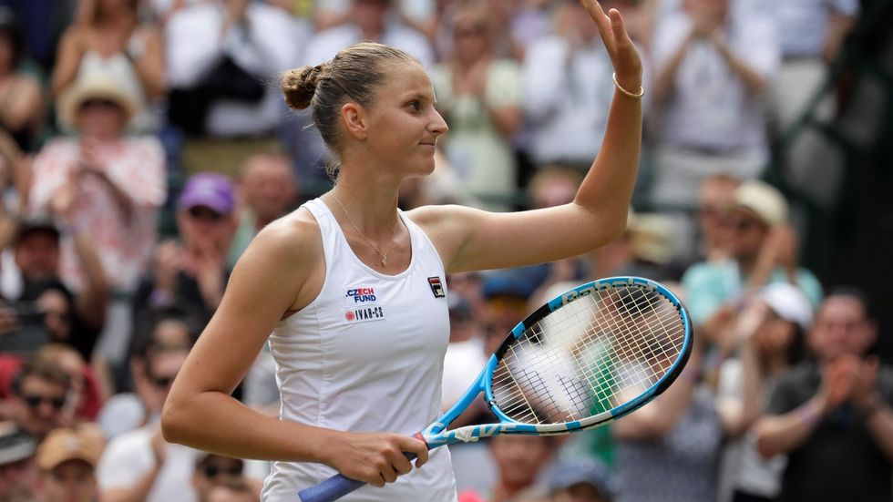 Karolína Plíšková slaví postup ze třetího kola tenisového Wimbledonu