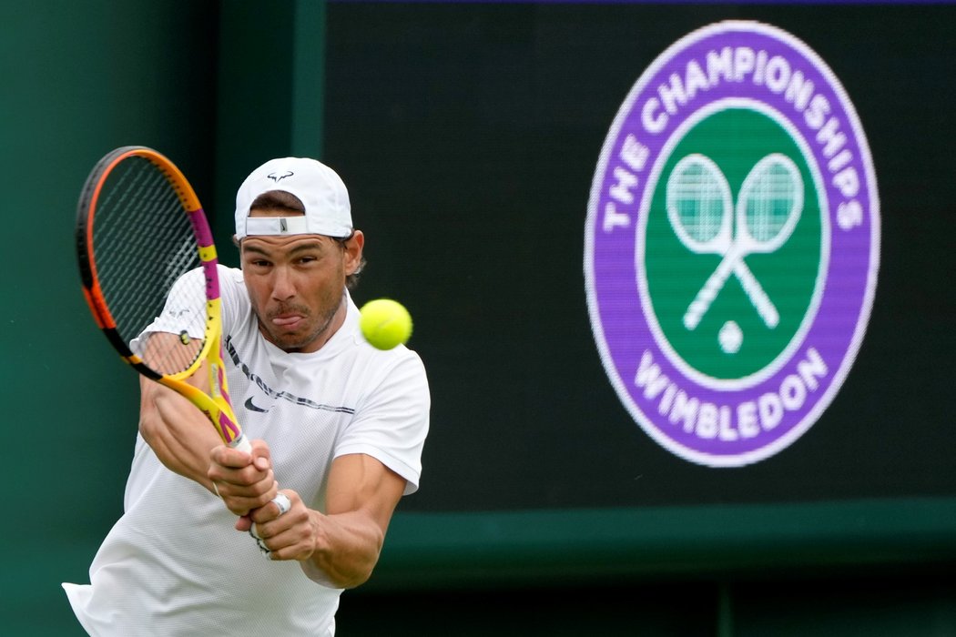 Rafael Nadal trénuje na Wimbledon