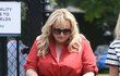 Karolíně Muchové přišla fandit i extravagantní australská herečka Rebel Wilson