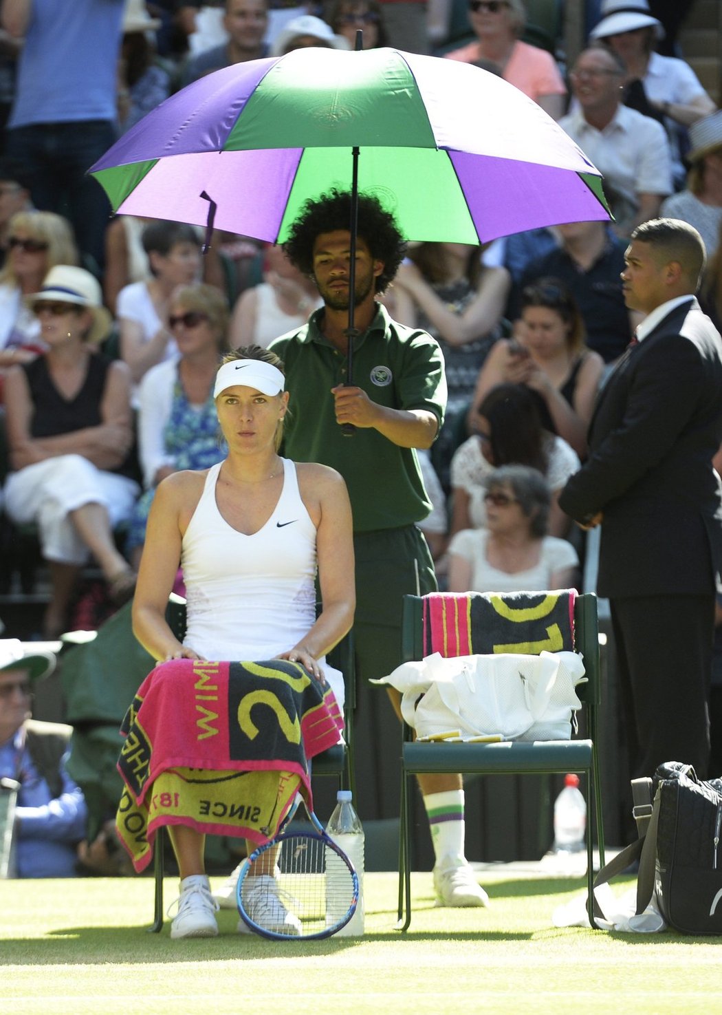 Maria Šarapovová nebyla se svým tenisem v semifinále Wimbledonu vůbec spokojená