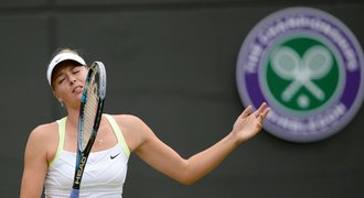 Šarapovová ve Wimbledonu dohrála a přijde o post světové jedničky