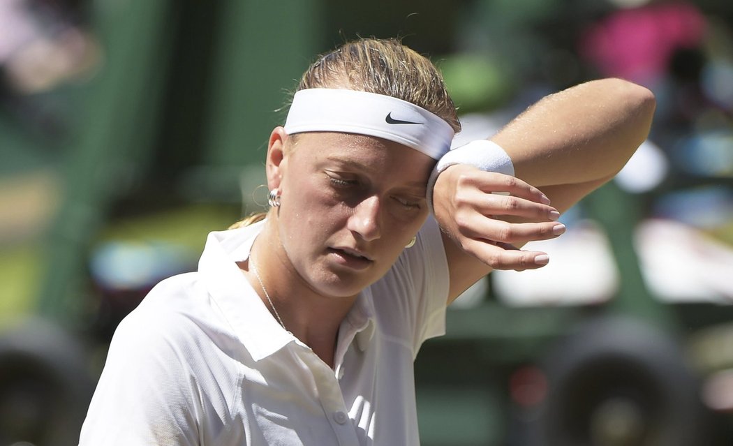 Ve Wimbledonu se při české bitvě o finále udělalo pořádně horko