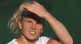 Čtyři české postupy ve Wimbledonu, zápasy zvládly Strýcová i Siniaková