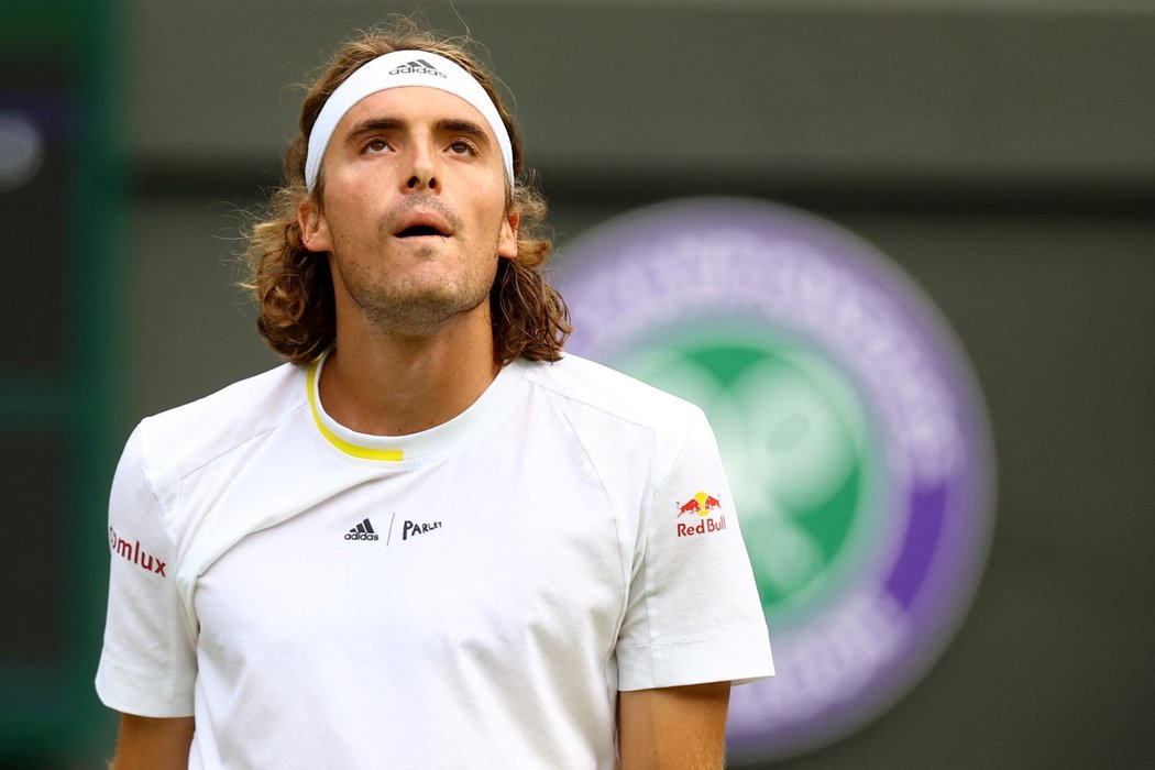 Stefanos Tsitsipas v zápase proti Nicku Kyrgiosovi