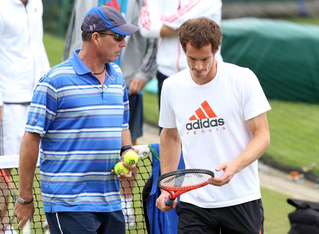 Ivan Lendl s Andym Murraym na tréninku před finále Wimbledonu