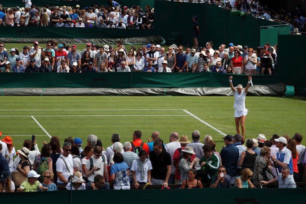 Marie Bouzková vyhrála první zápas na grandslamu v kariéře