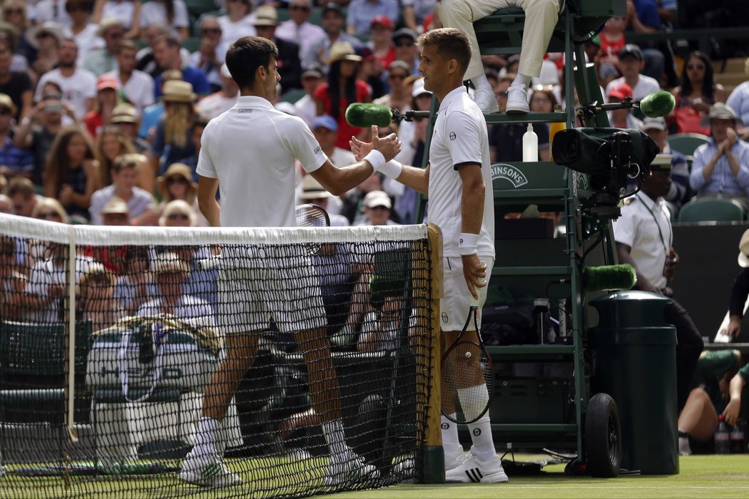Novak Djkovič se na postup ve Wimbledonu moc nenadřel