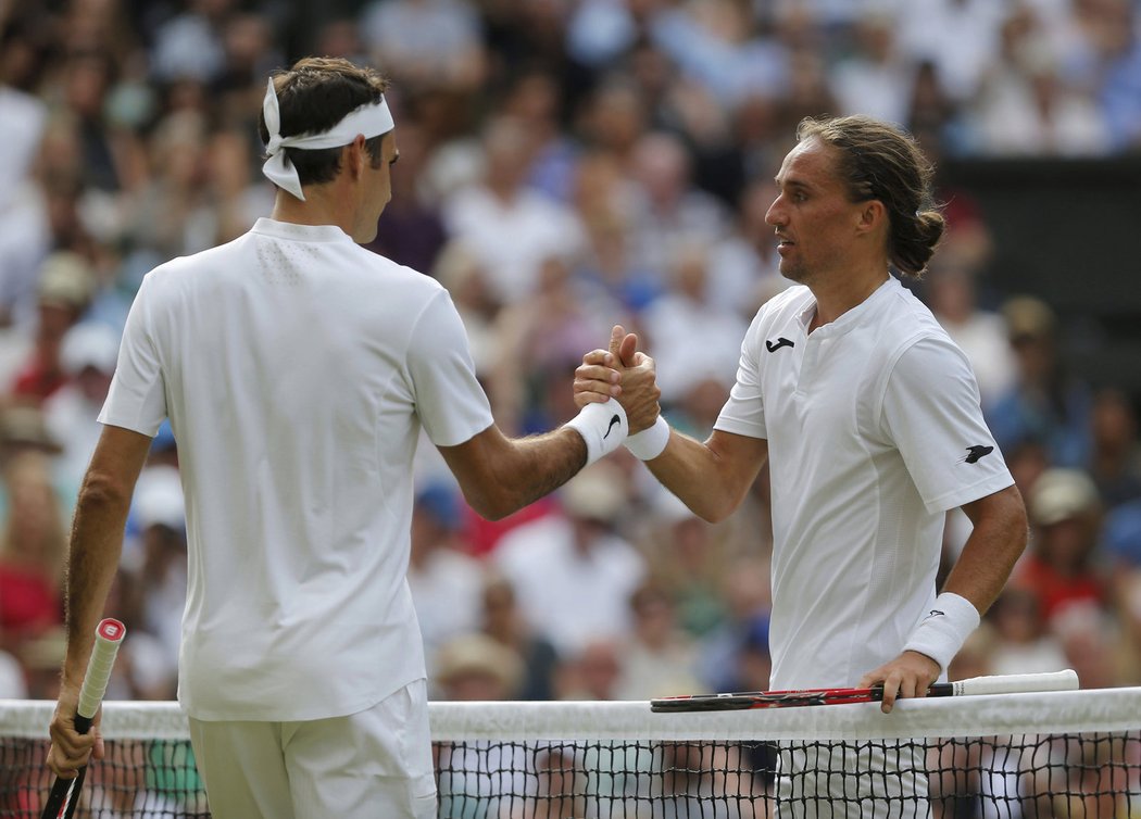 Roger Federer prošel do druhého kola Wimbledonu bez boje