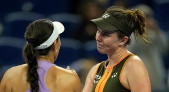 Razítko pro českou jedničku. Nosková mazala Američance mečboly a slaví největší finále Razítko pro českou jedničku. Nosková mazala Američance mečboly a slaví největší finále