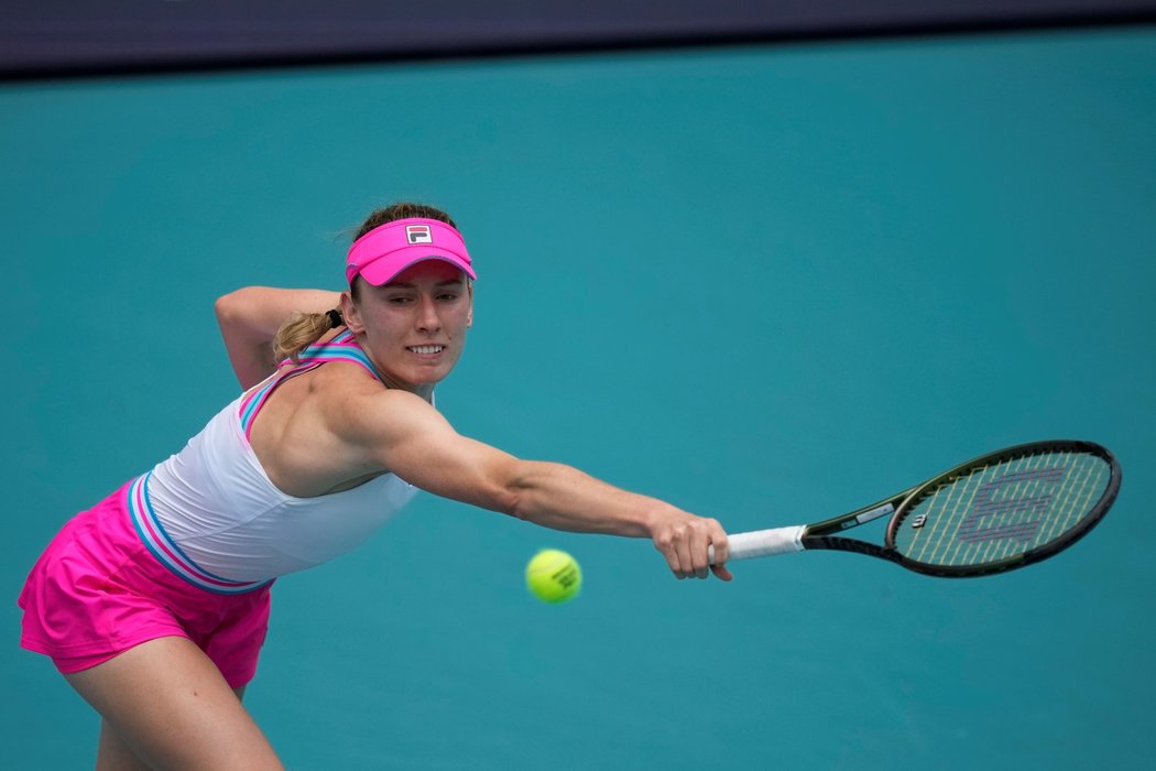 Petra Kvitová ve čtvrtfinále zdolala Jekatěrinu Alexandrovovou (na fotce)