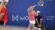 Barbora Strýcová v prvním kole turnaje WTA v Praze prohrála s Indkou Ankitou Rainaovou