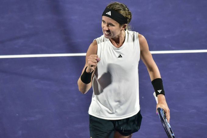 Senzační výhra Bartůňkové. V Římě nečekaně porazila loňskou vítězku Australian Open Senzační výhra Bartůňkové. V Římě nečekaně porazila loňskou vítězku Australian Open