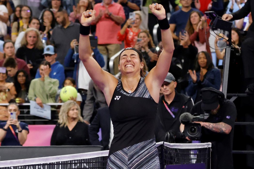Caroline Garciaová ovládla Turnaj mistryň, ve finále porazila Arynu Sabalenkovou