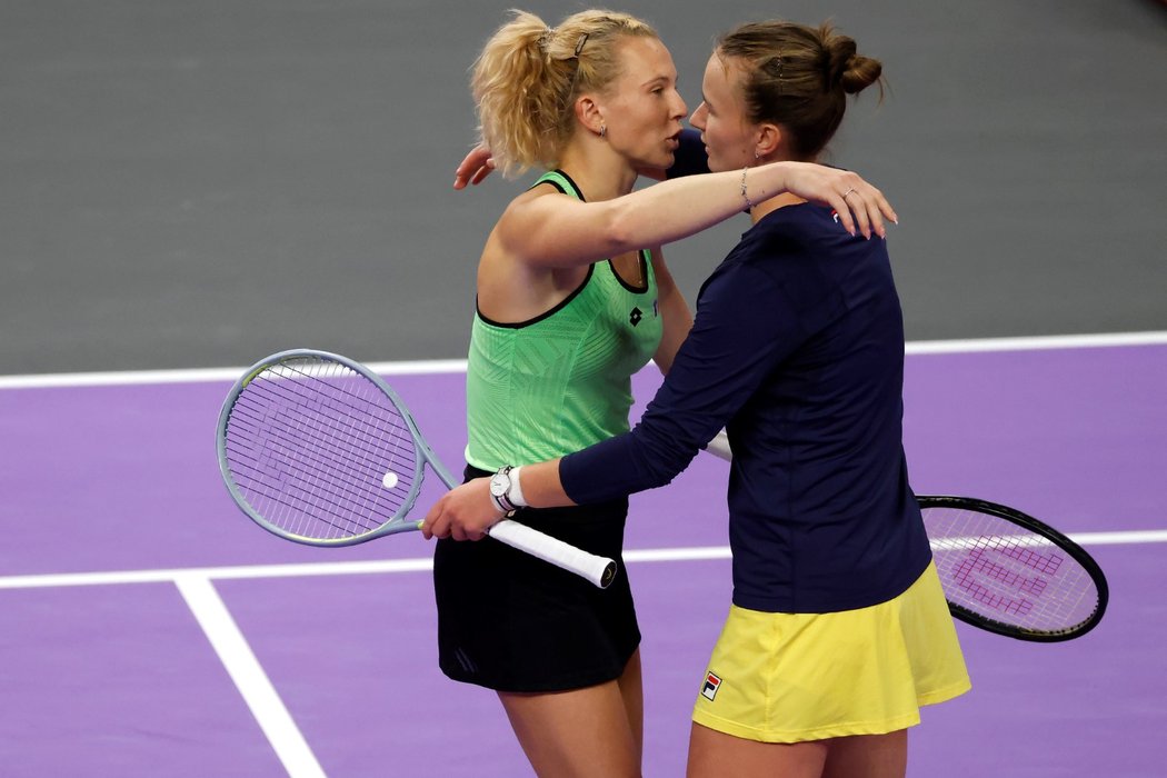 Kateřina Siniaková s Barborou Krejčíkovou padly ve finále Turnaje mistryň